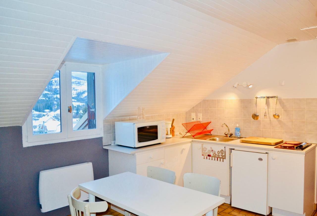 Ferienwohnung Location Le Queron Guillestre Exterior foto